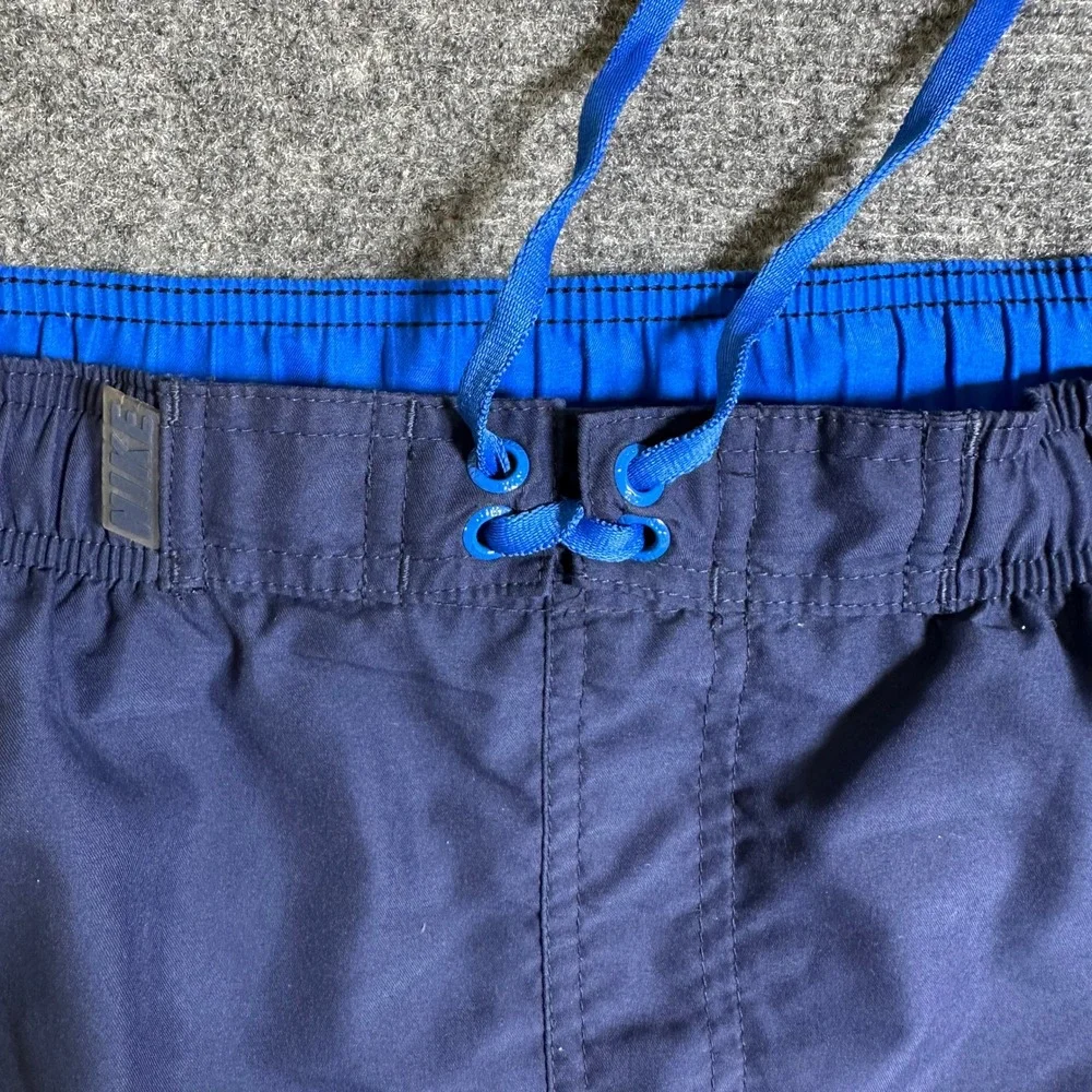 Nike Mens Swim Trunks Navy Blue Royal Graphic Print Mesh Lined Board Shorts L